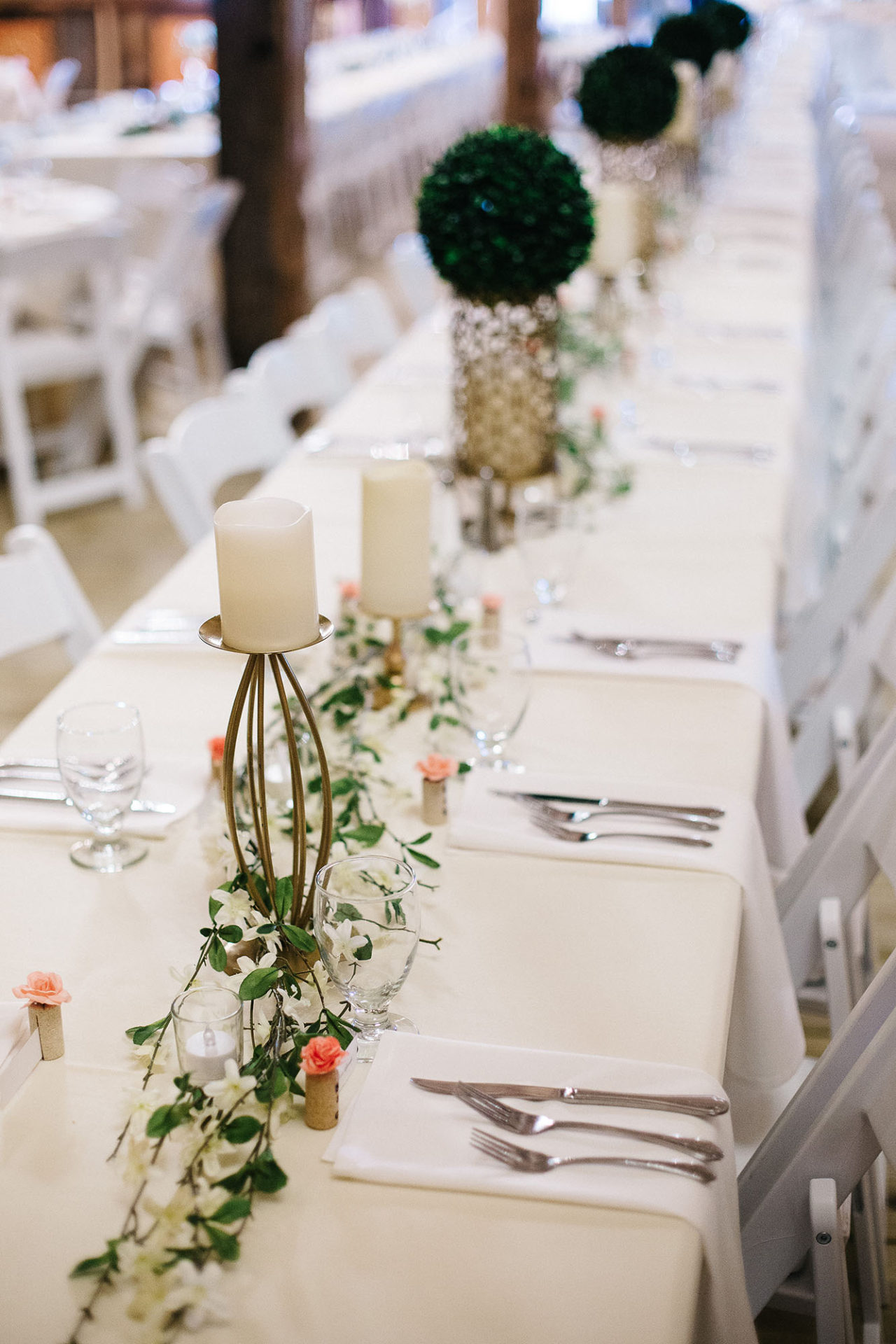 V & S Event Rentals, Wedding Table Decor & Center Pieces